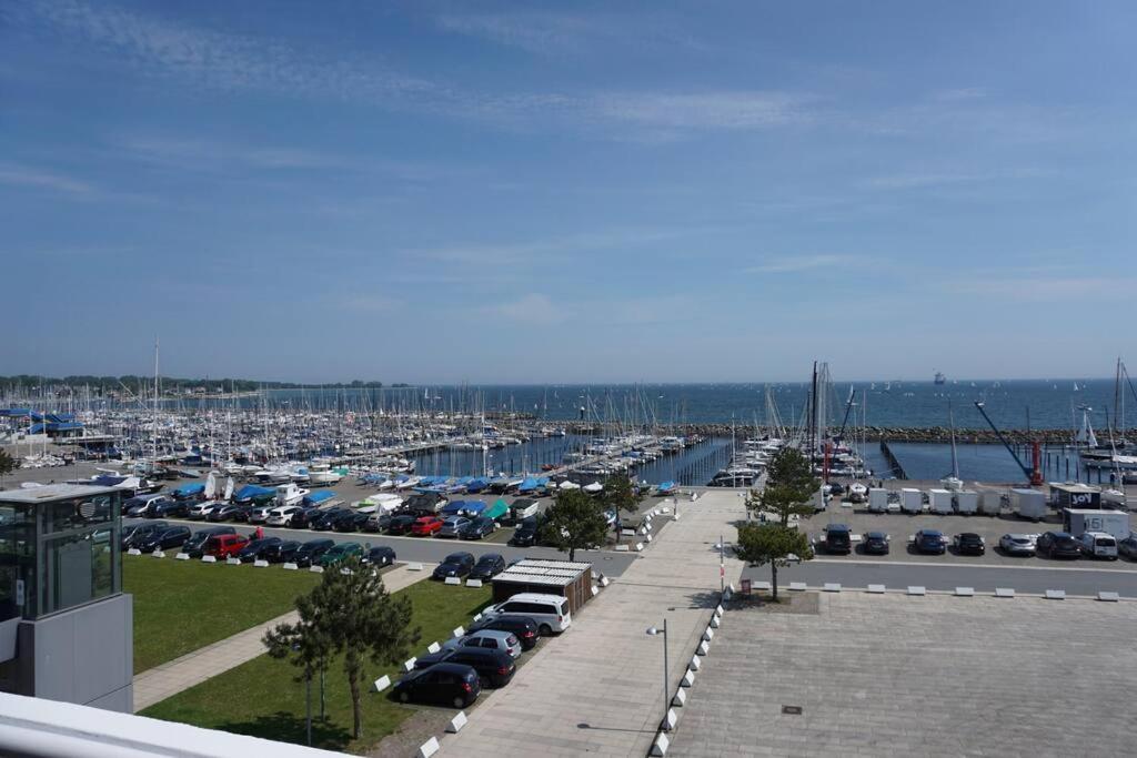 Panoramablick Und Den Strand Direkt Vor Der Tuer Apartment Kiel Ngoại thất bức ảnh